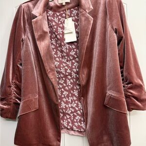 Skies Are Blue velvet blazer BNWT